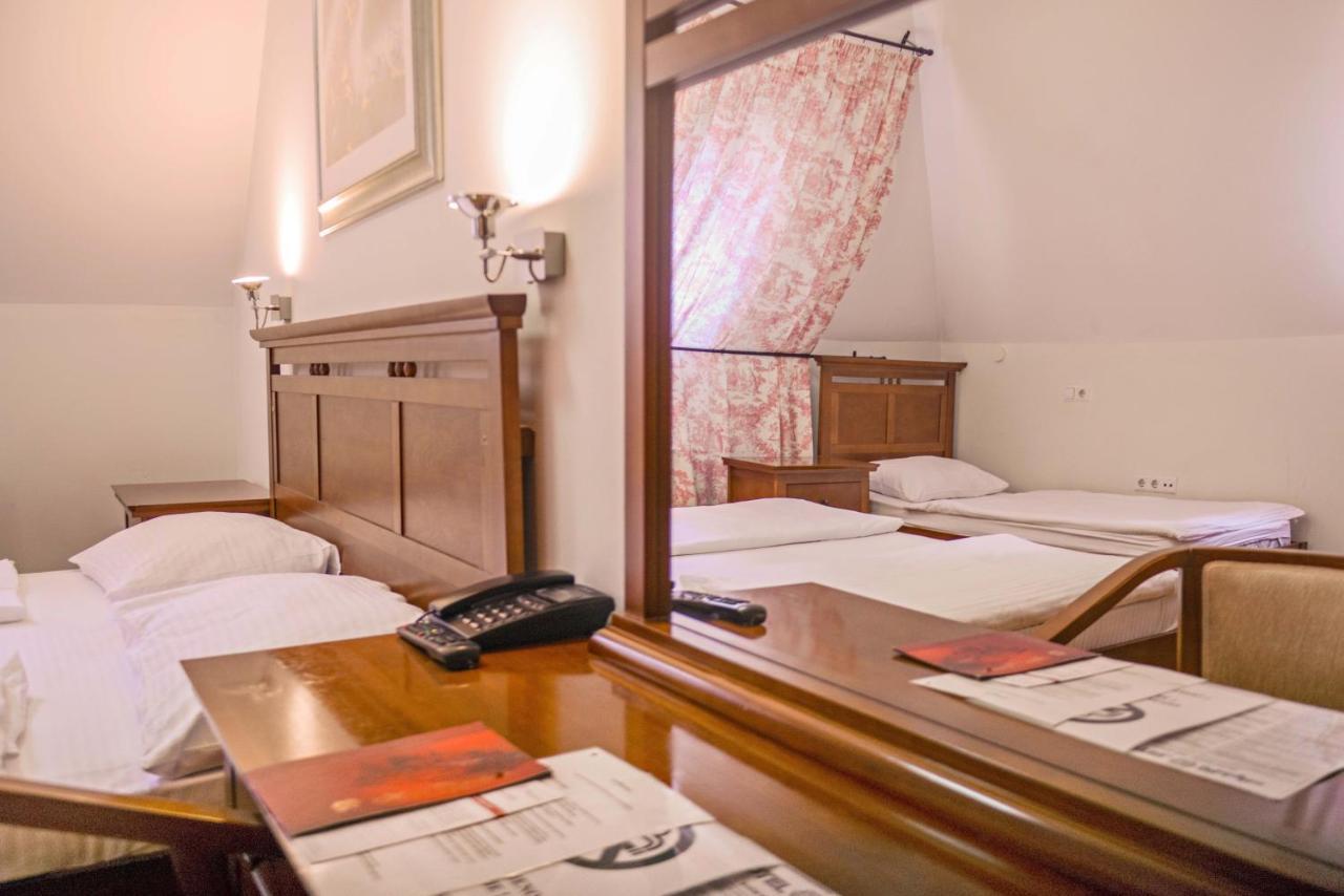 Hotel Pahuljica วลาซิส ภายนอก รูปภาพ