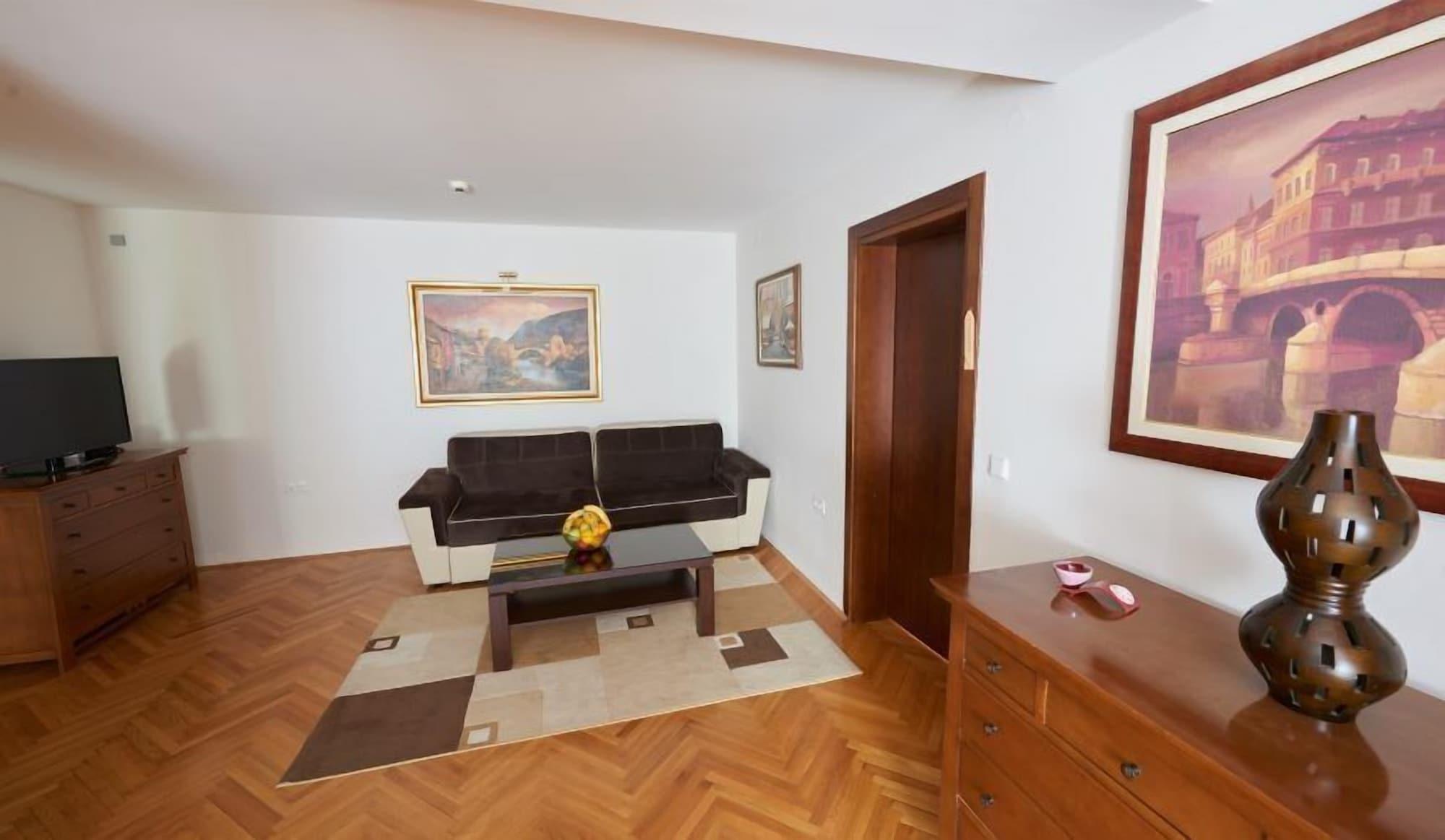 Hotel Pahuljica วลาซิส ภายนอก รูปภาพ