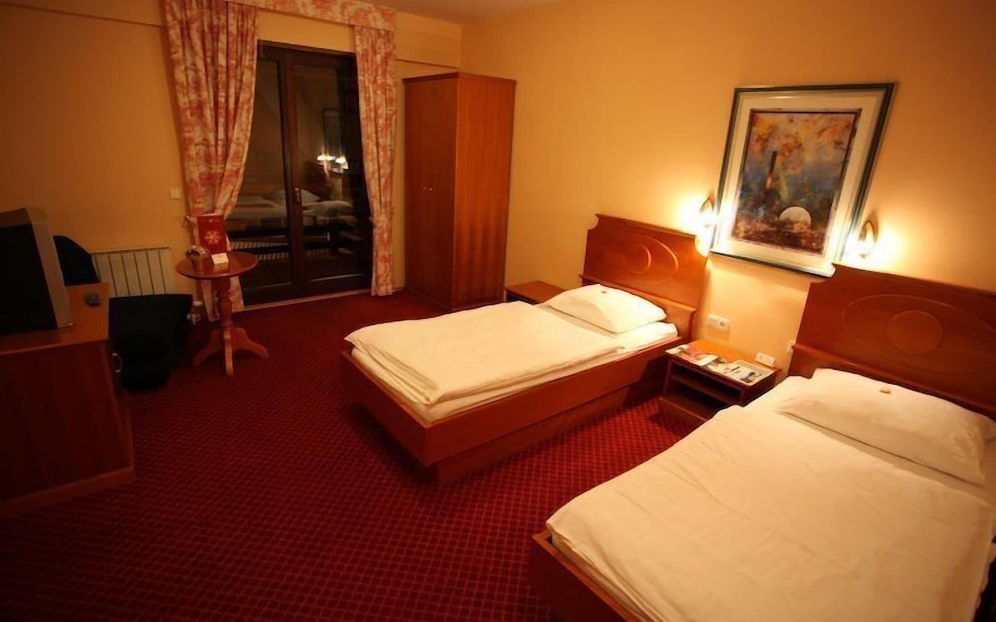 Hotel Pahuljica วลาซิส ภายนอก รูปภาพ