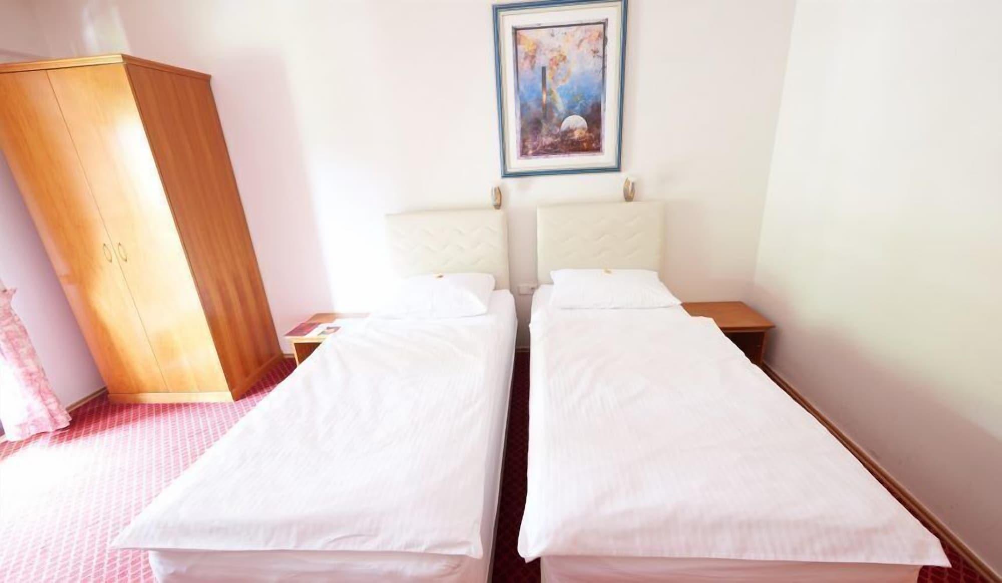 Hotel Pahuljica วลาซิส ภายนอก รูปภาพ