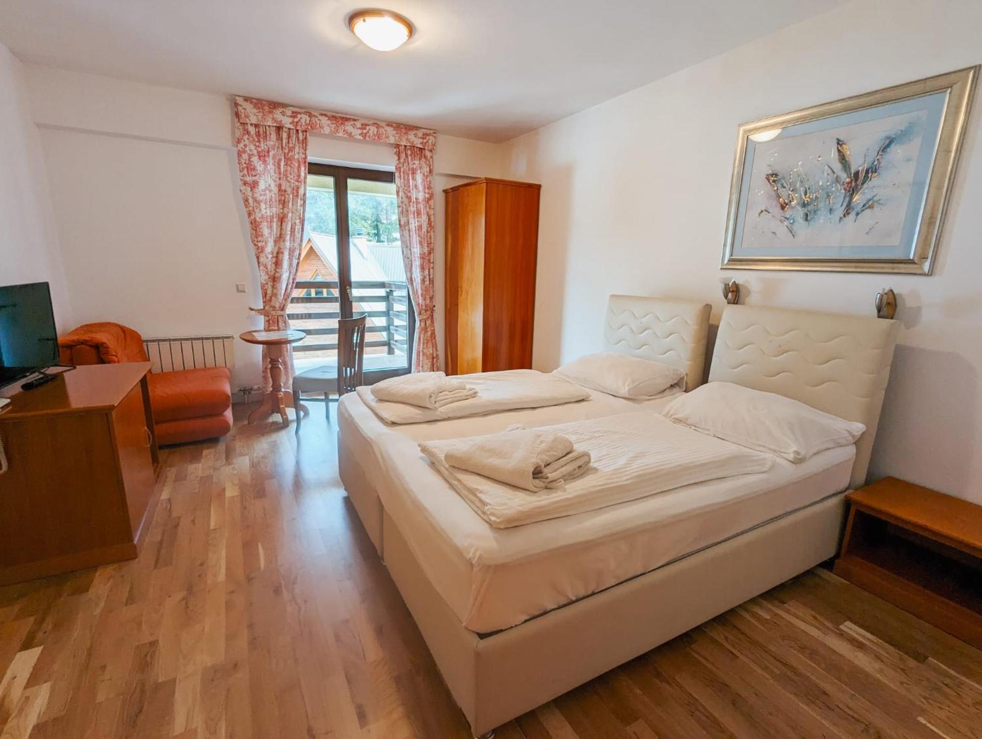 Hotel Pahuljica วลาซิส ภายนอก รูปภาพ